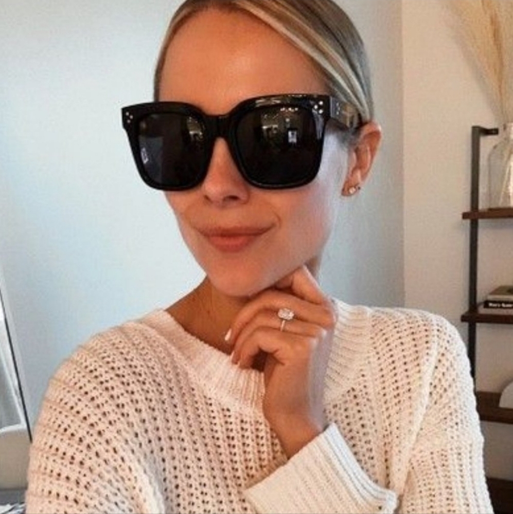 Celine Tilda Sunglasses Black Sunnies With Soft Case Pouch Square Oversized EUC